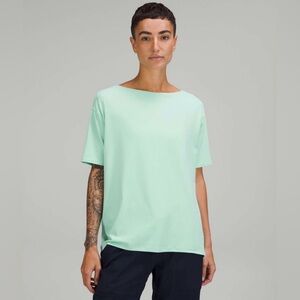 Lululemon Back in Action Nulu Short Sleeve - Wild Mint